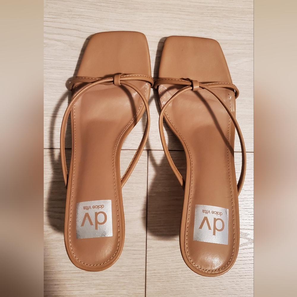 Dolce Vita Zanna Tan Sandals Size 7